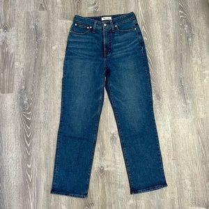 The Curvy Perfect Vintage Straight Jean in Mayfield Wash from Madewell - size 28